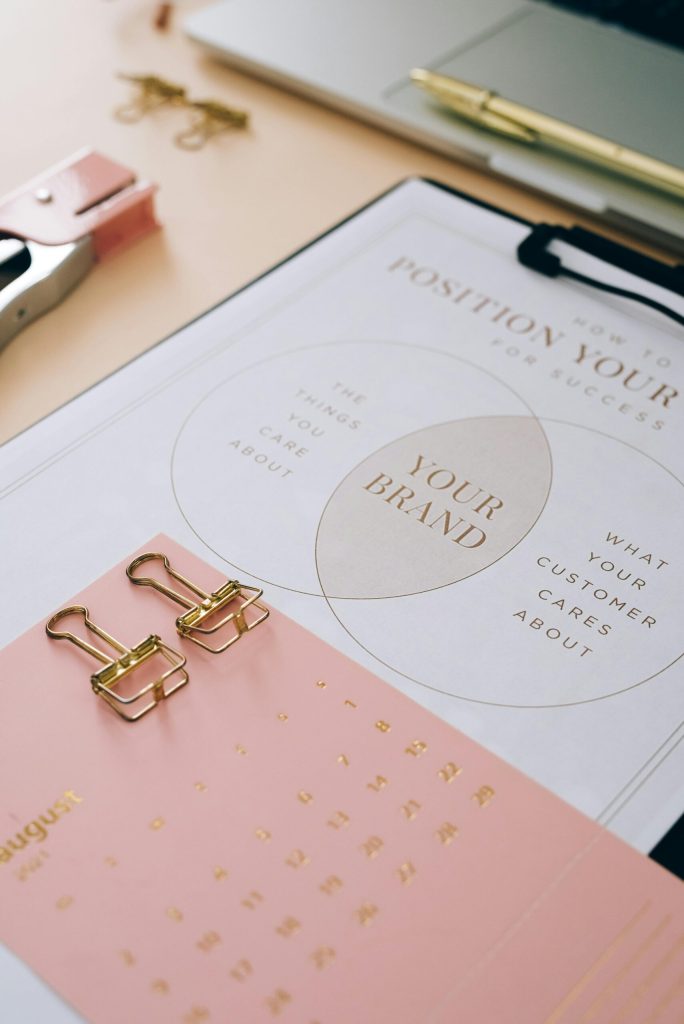 Stratégies de branding sensoriel : au-delà du marketing visuel